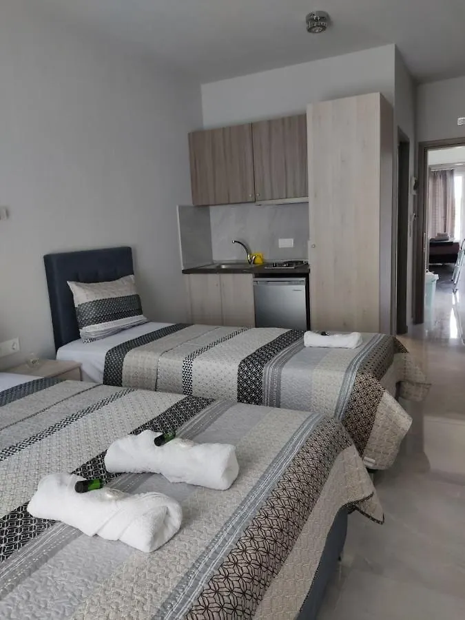 Mei'S Luxury Apartments Σταυρός 0*,
